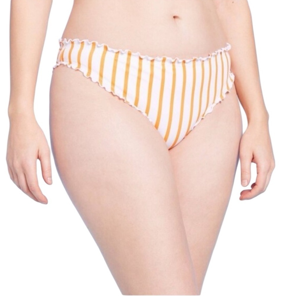 ❤️ SHADE & SHORE Women's Ruffle Cheeky Bikini Bottom MEDIUM